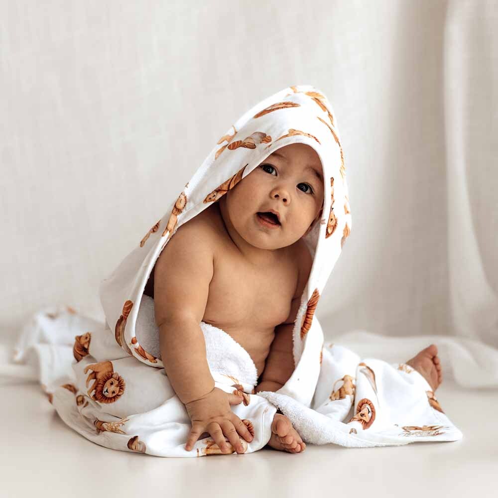 Snuggle Hunny Kids - Organic Hooded Baby Towel | Lion